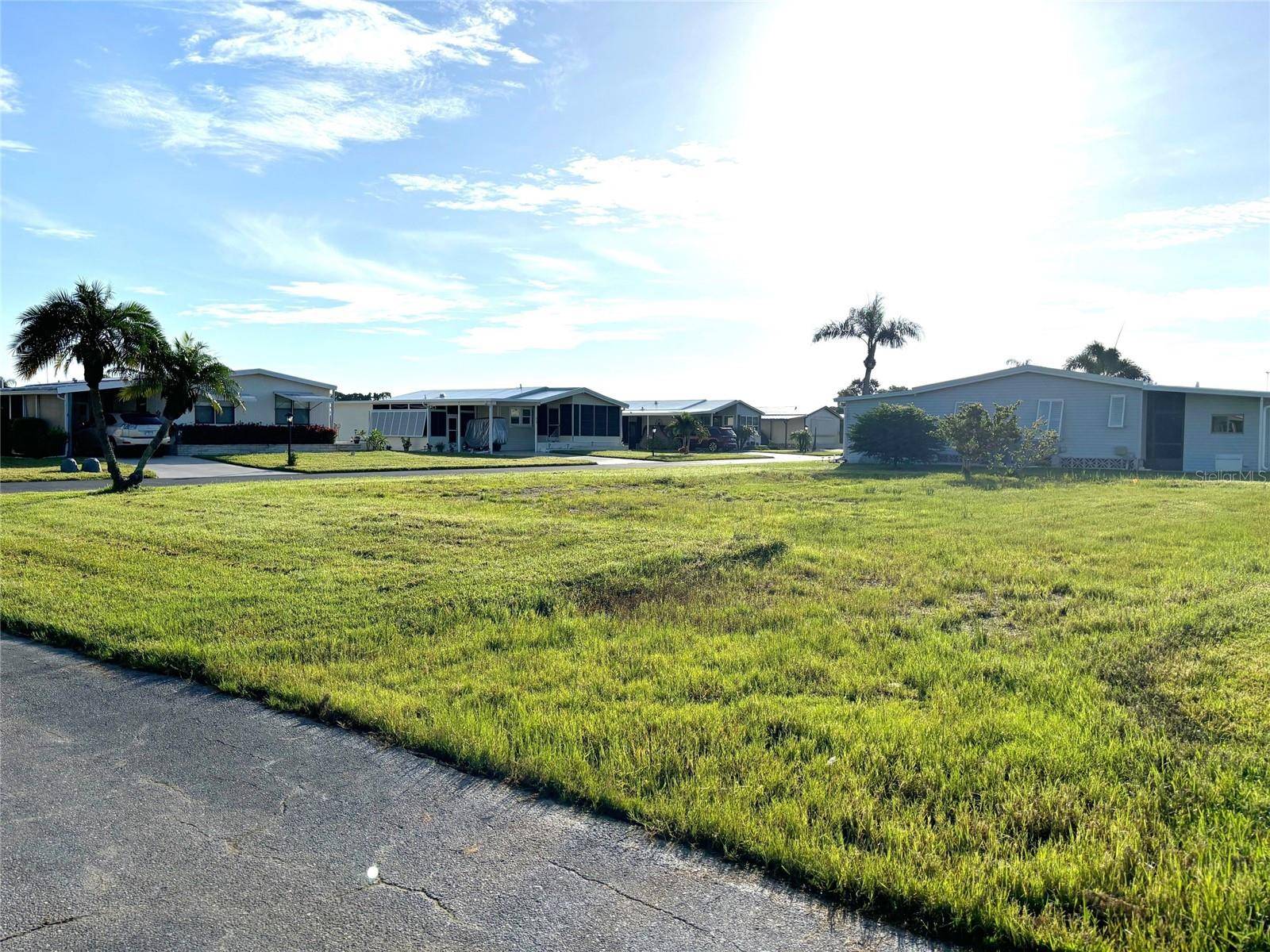 602 LA JOLLA CIR, North Port, FL 34287