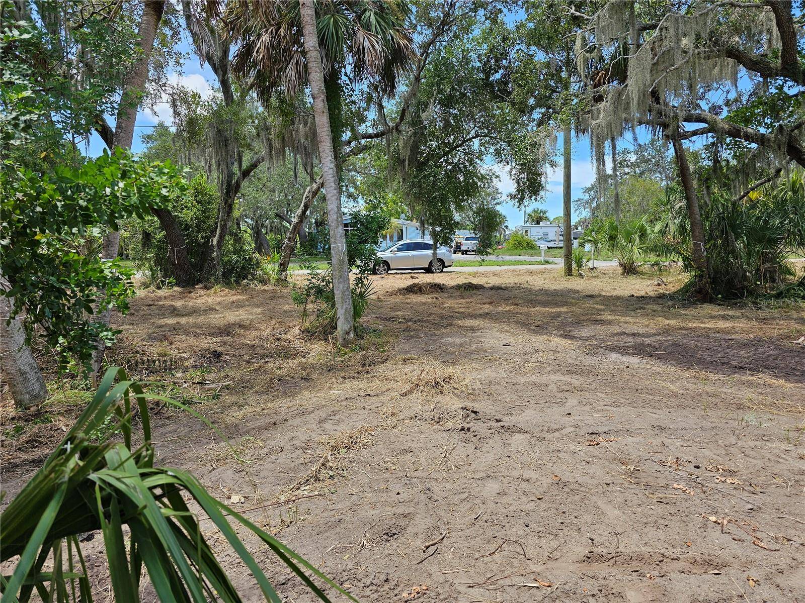 2504, 2506, and 2508 RIVER BEND DR, Ruskin, FL 33570