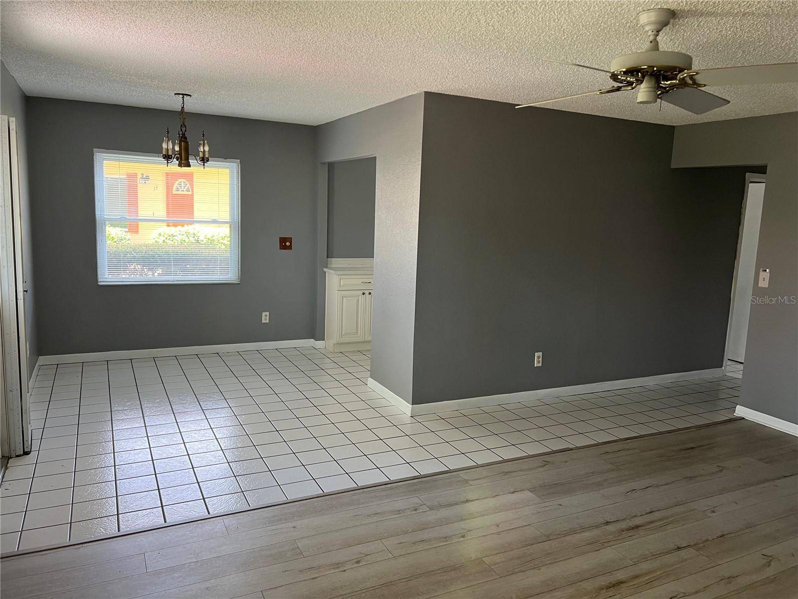 401 DORCHESTER PL #58, Sun City Center, FL 33573