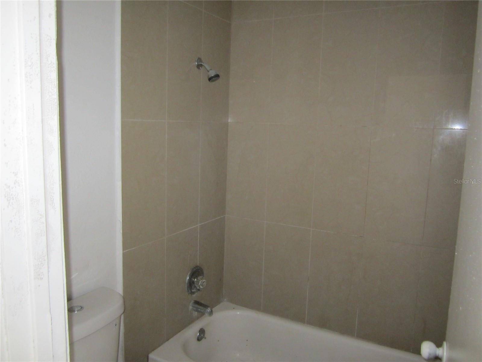 4011 E COLUMBUS DR, Tampa, FL 33605