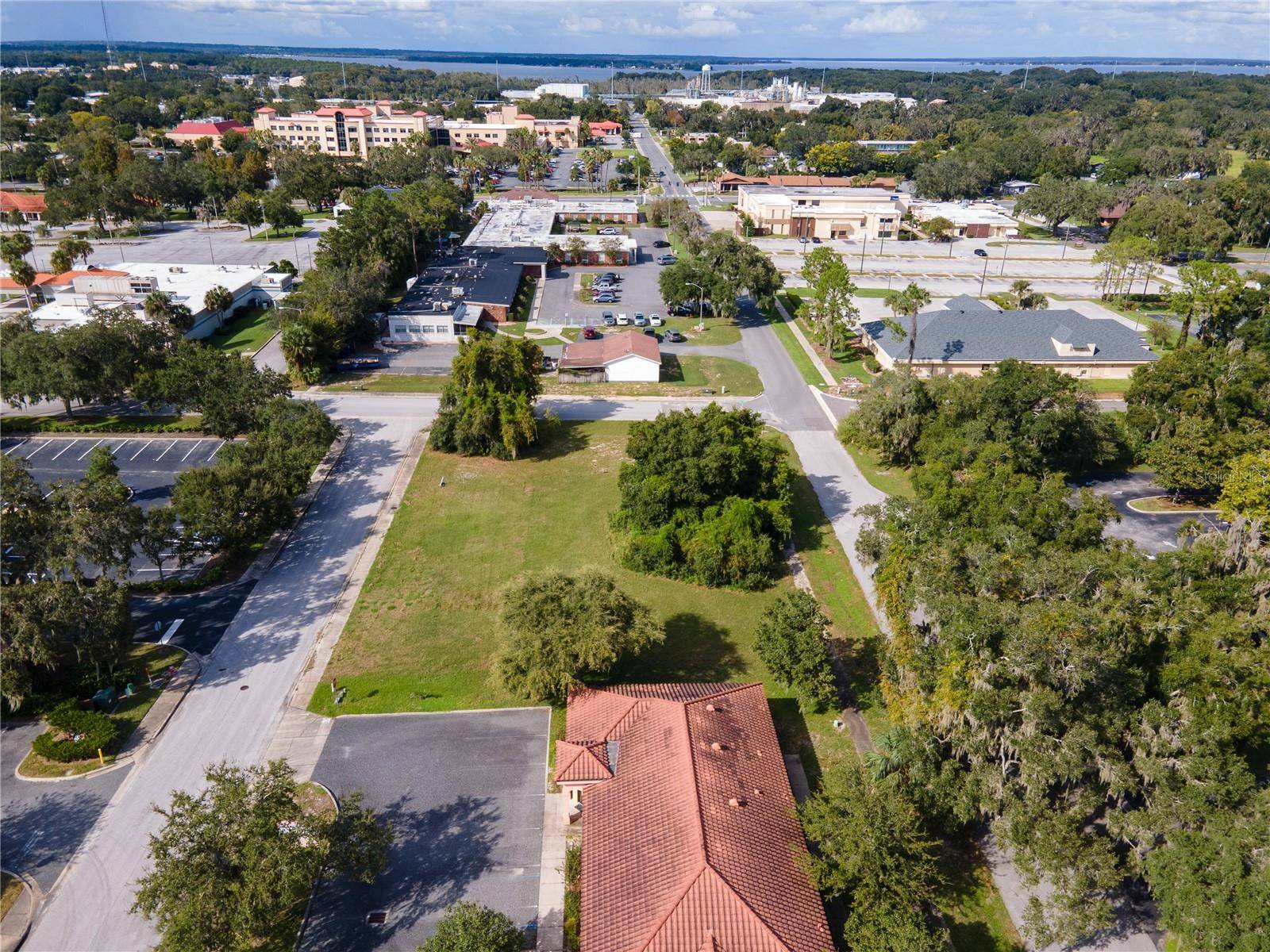 700 PHYSICIANS CT, Leesburg, FL 34748
