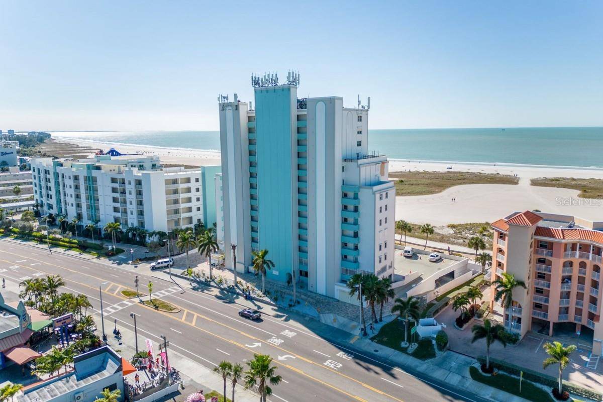 11000 GULF BLVD #1002, Treasure Island, FL 33706