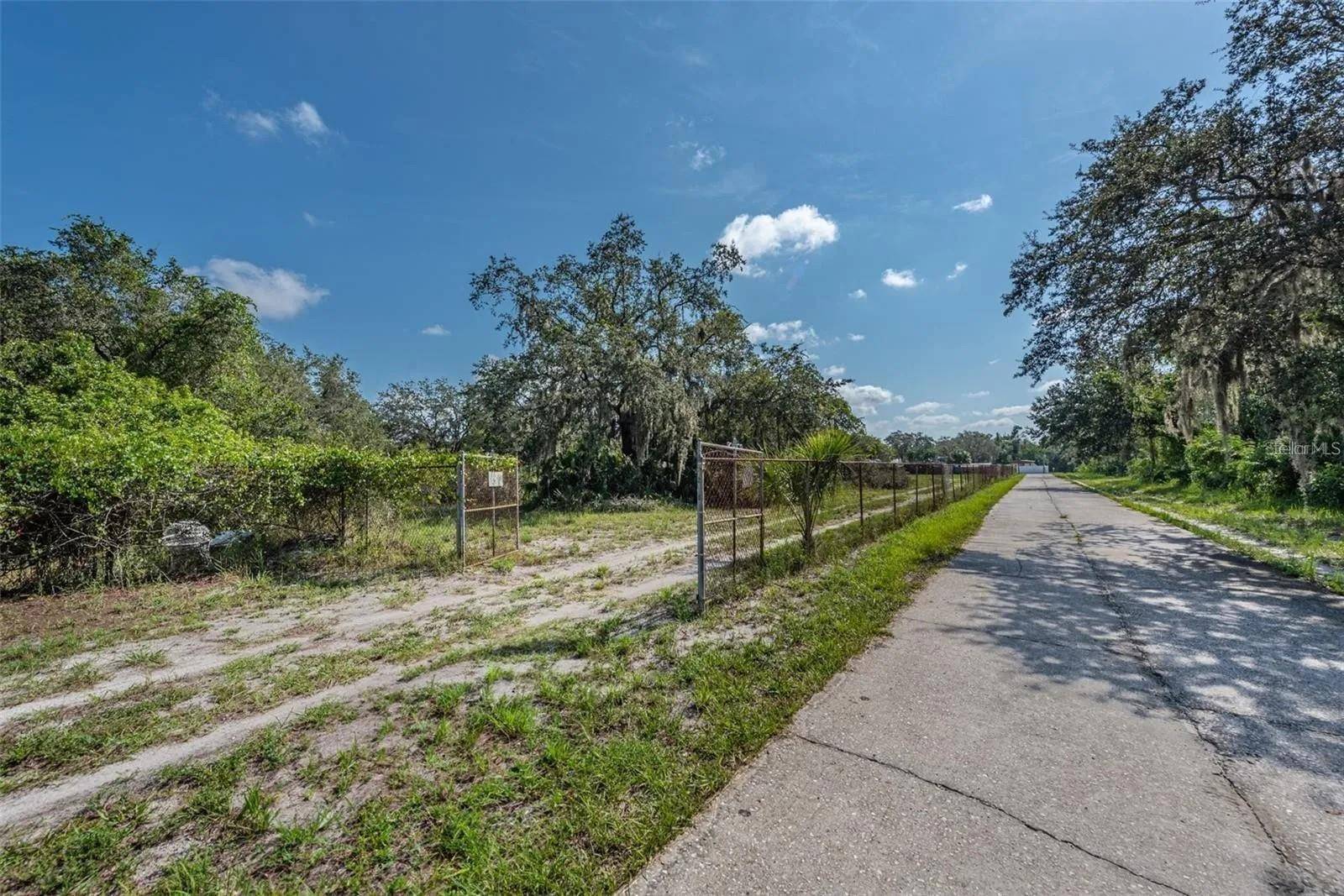 12154 BULLFROG CREEK RD, Gibsonton, FL 33534