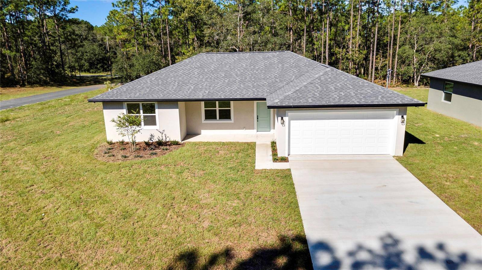 8090 N SANTOS DR, Citrus Springs, FL 34434