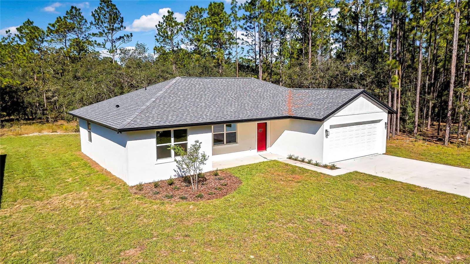 8118 N SANTOS DR, Citrus Springs, FL 34434