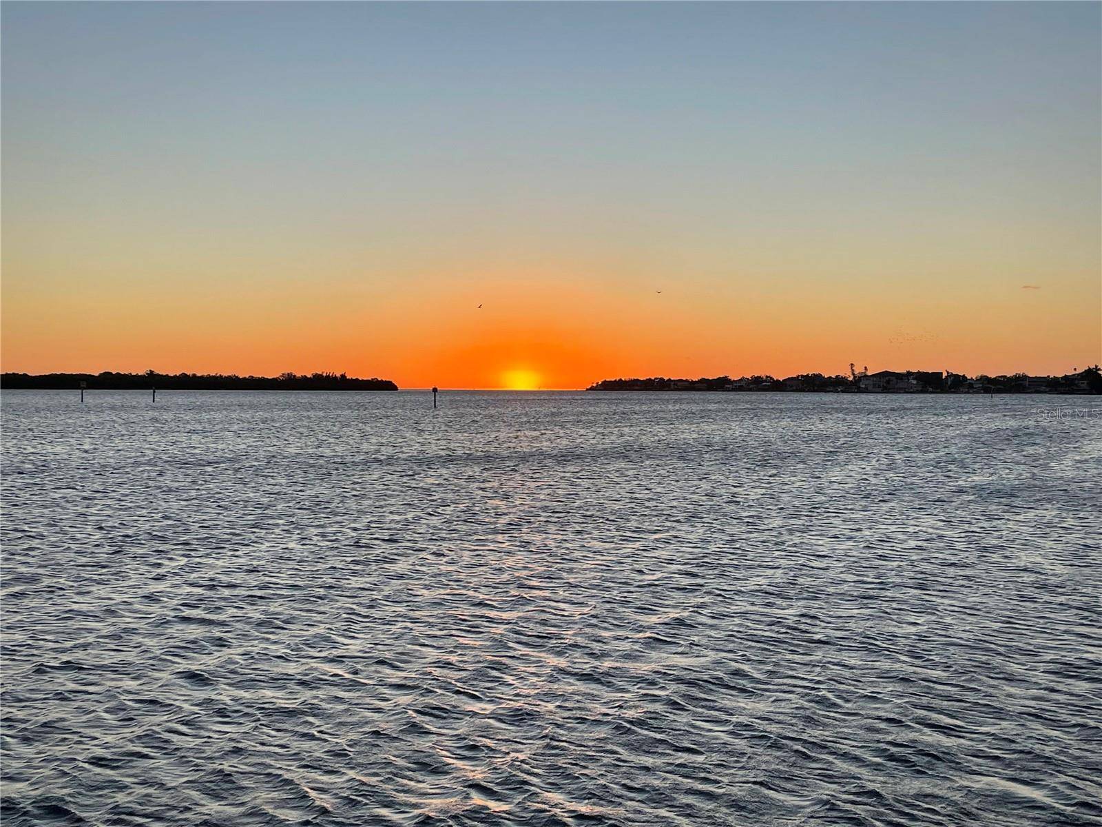 6151 BAYOU GRANDE BLVD NE, St Petersburg, FL 33703
