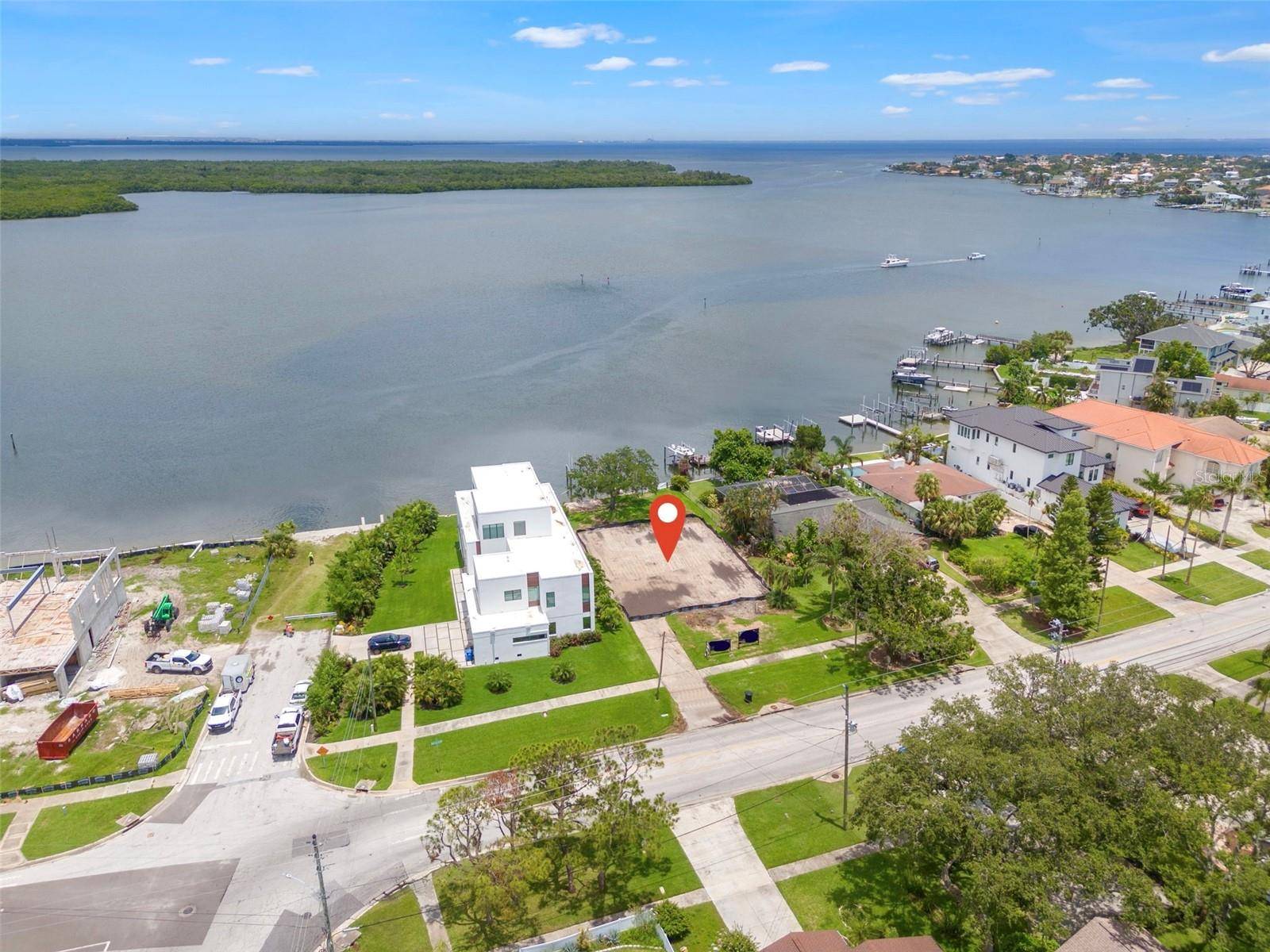 6151 BAYOU GRANDE BLVD NE, St Petersburg, FL 33703