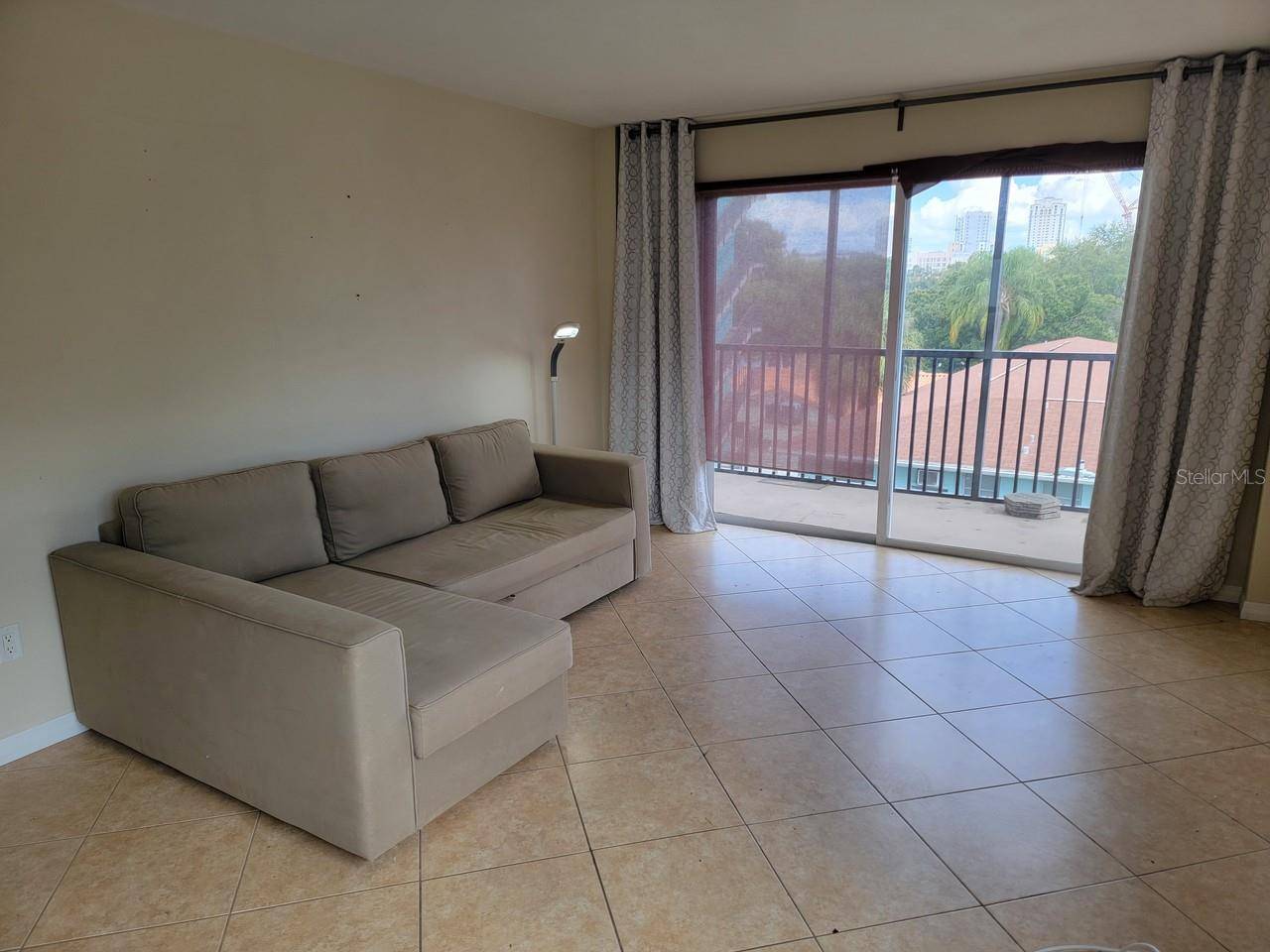 750 BURLINGTON AVE N #3H, St Petersburg, FL 33701