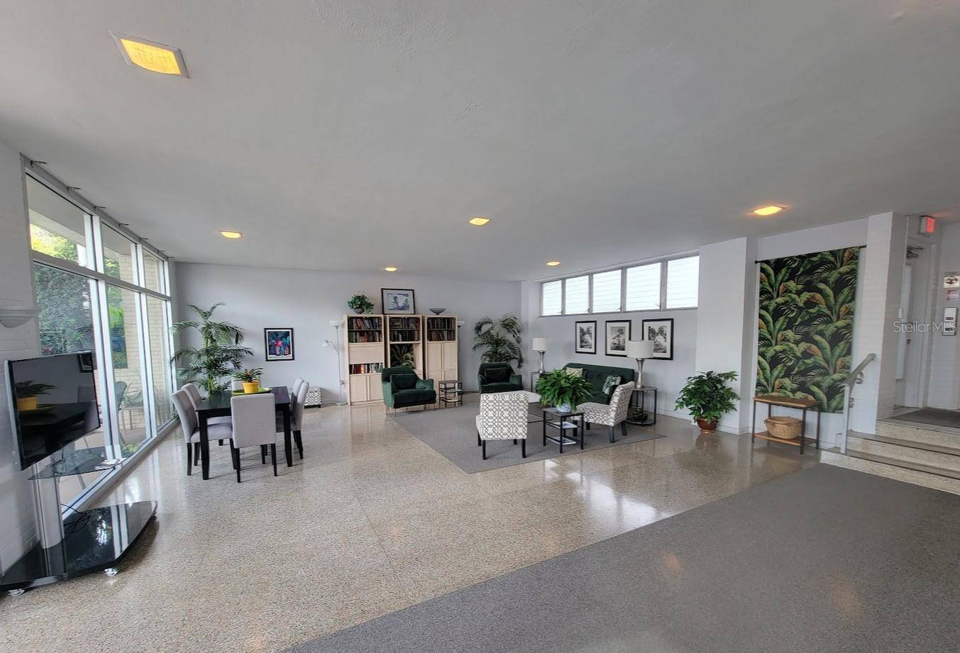 750 BURLINGTON AVE N #3H, St Petersburg, FL 33701