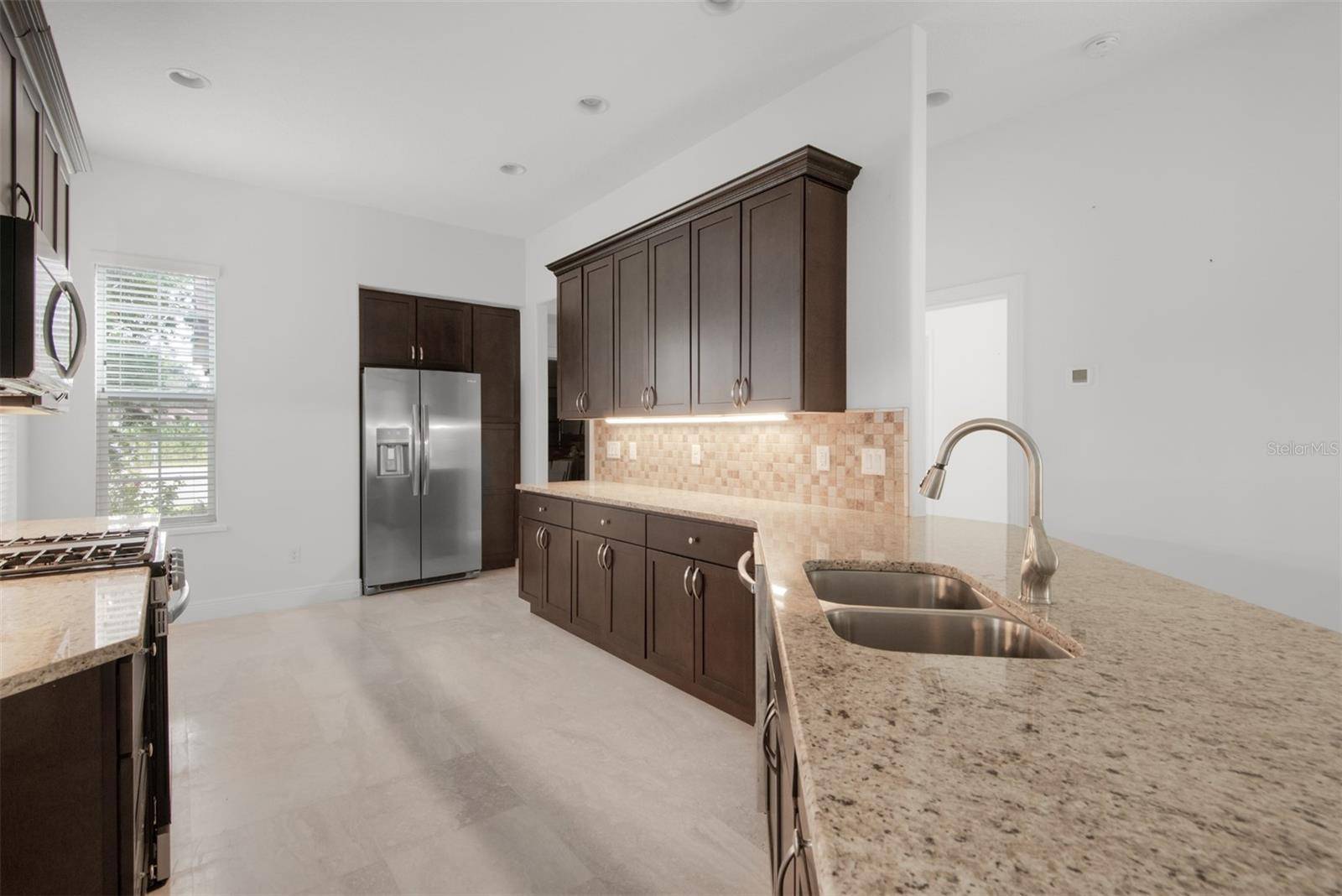 9129 S DEER PARK DR, Homosassa, FL 34446
