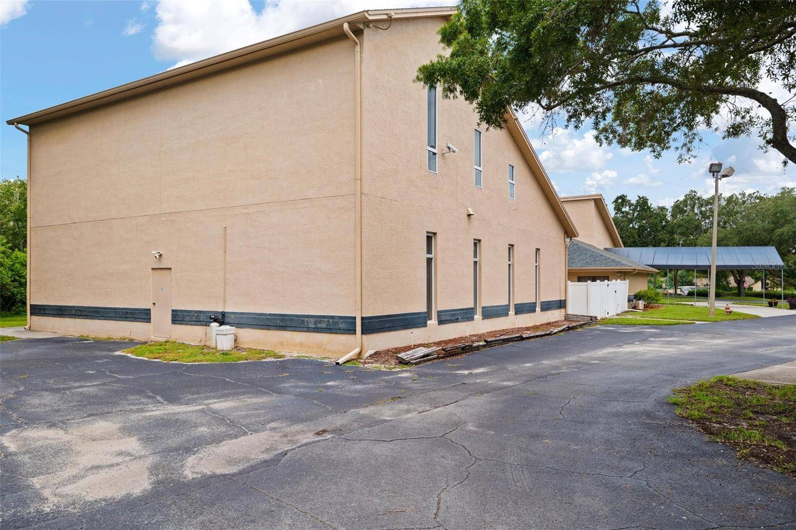 3730 TAMPA RD #3730-B, Palm Harbor, FL 34684