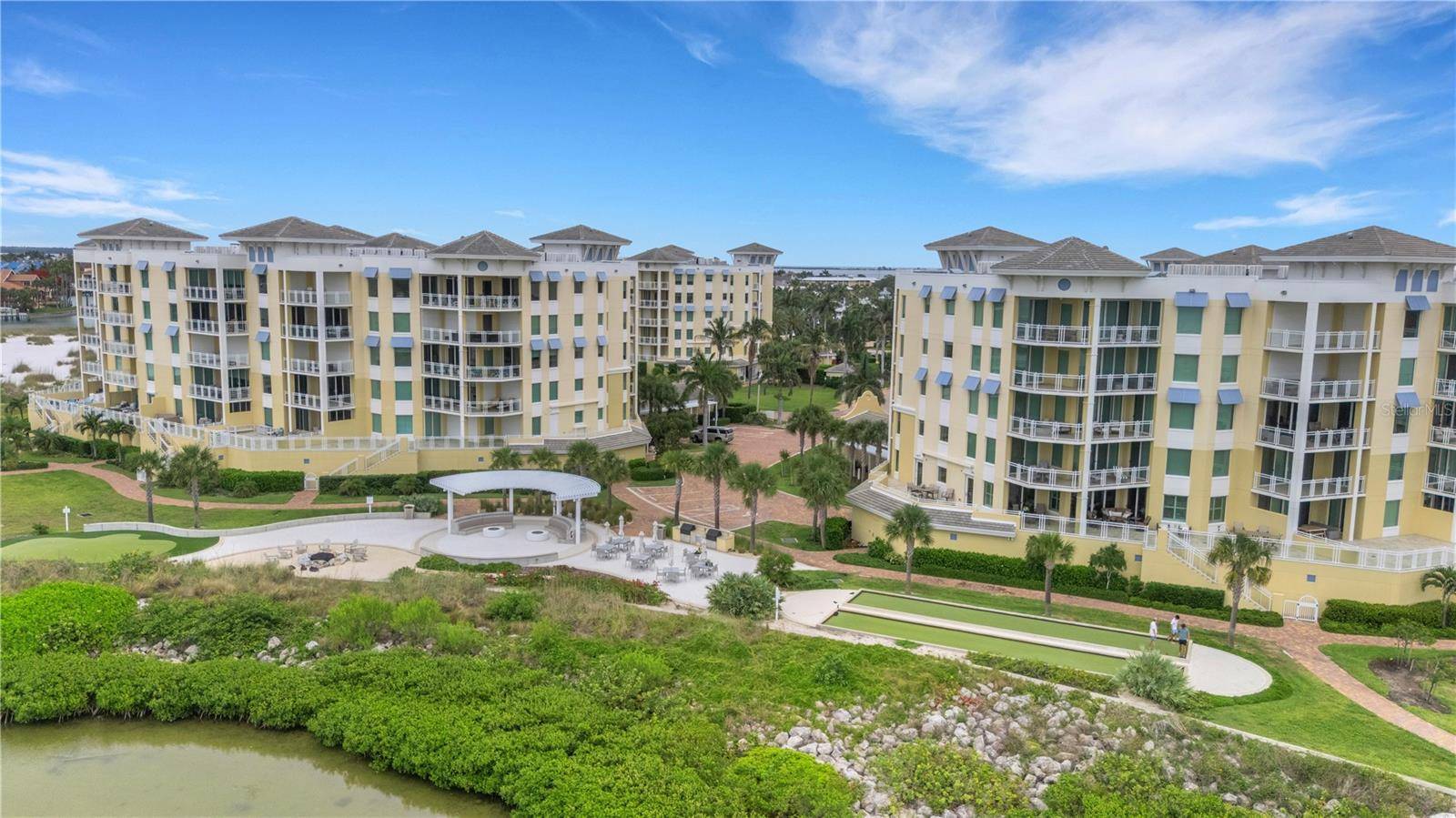 795 COLLANY RD #304, St Petersburg, FL 33715