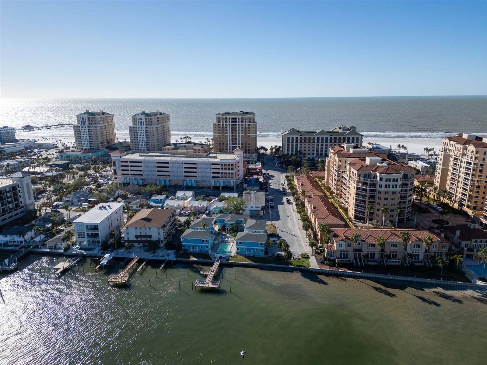 483 E SHORE DR #D4, Clearwater Beach, FL 33767