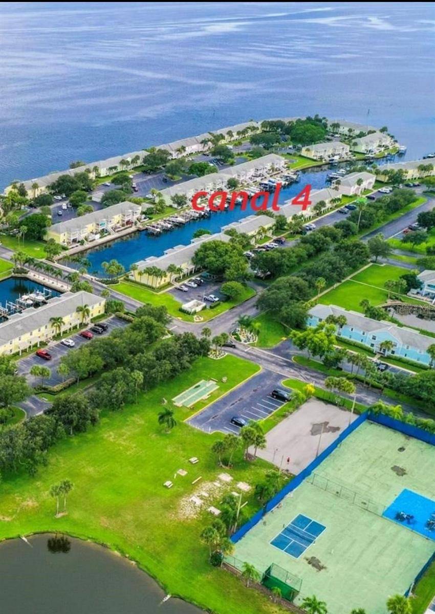 127ss COQUINA KEY DR SE DR, St Petersburg, FL 33705