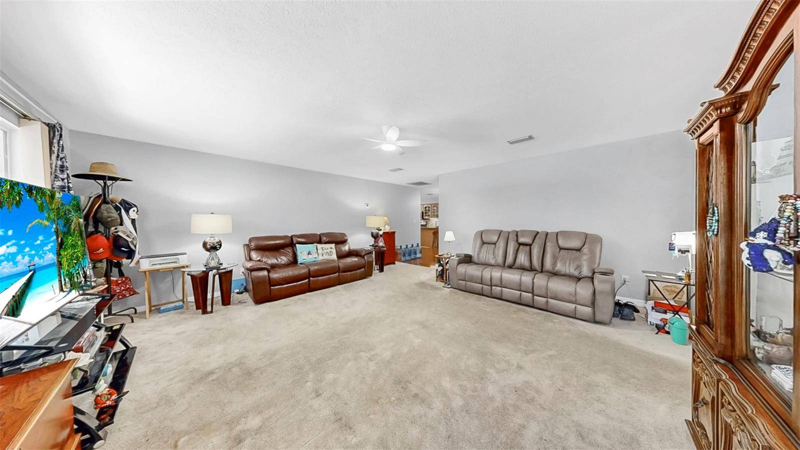 38919 3RD AVE, Zephyrhills, FL 33542