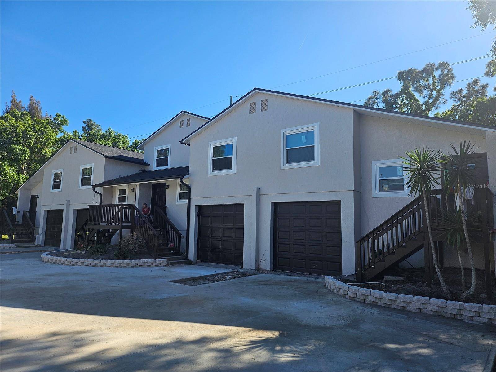 5802 MOHR LOOP #5802 5804 5806 5808, Tampa, FL 33615