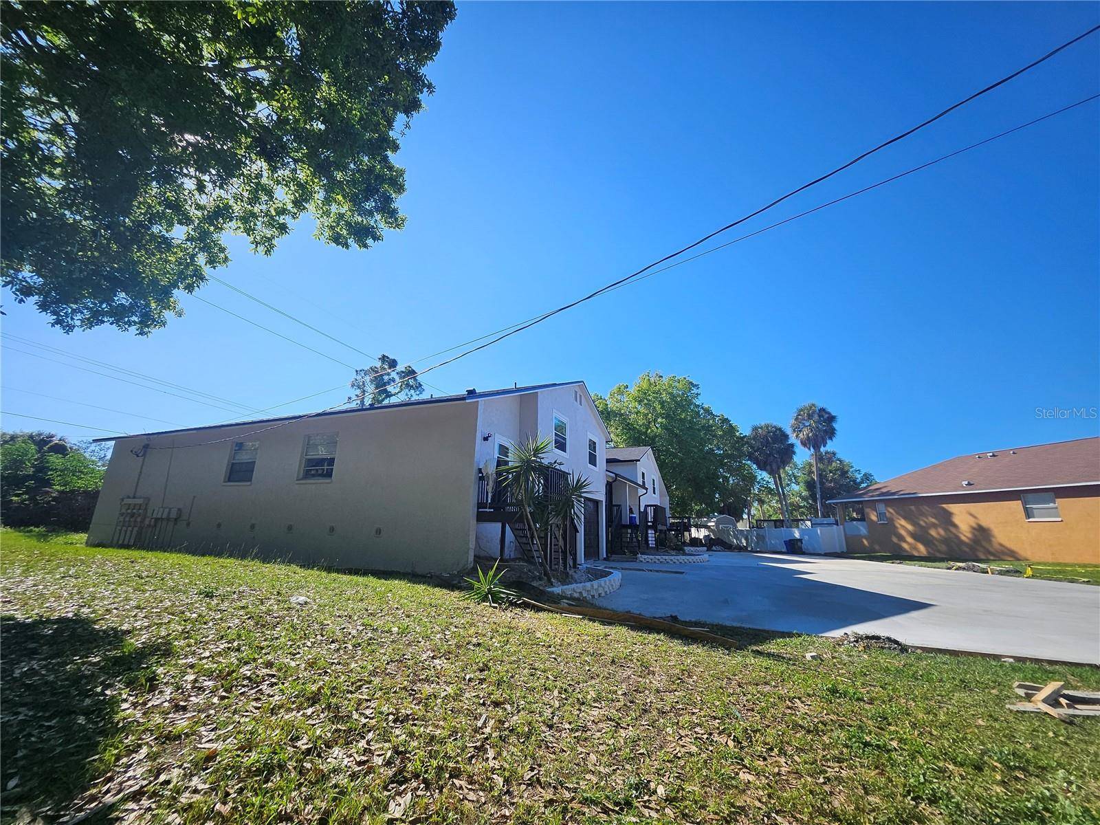 5802 MOHR LOOP #5802 5804 5806 5808, Tampa, FL 33615