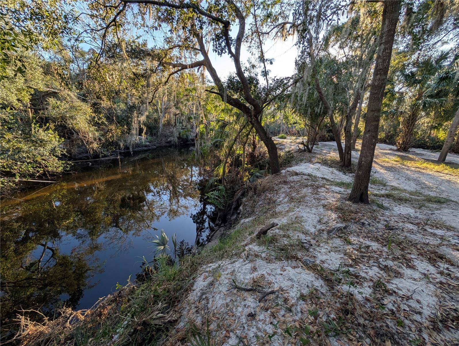 8839 RICHMOND ST, Gibsonton, FL 33534