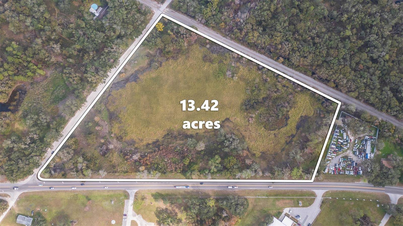 2050 PAUL S BUCHMAN HWY, Zephyrhills, FL 33540
