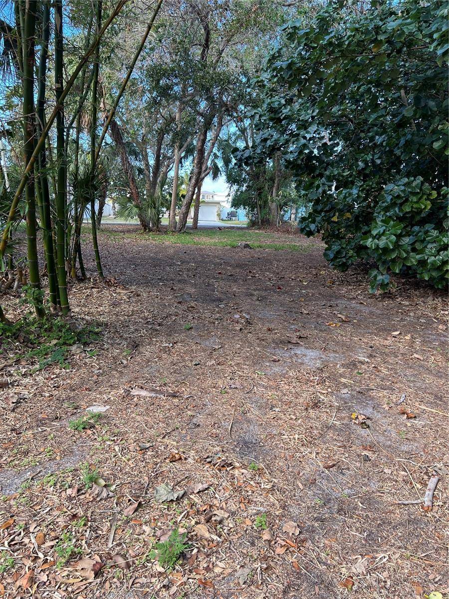 418 12TH AVE, Indian Rocks Beach, FL 33785