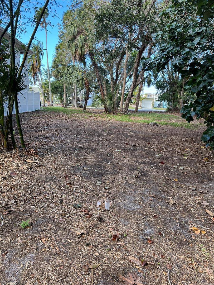418 12TH AVE, Indian Rocks Beach, FL 33785