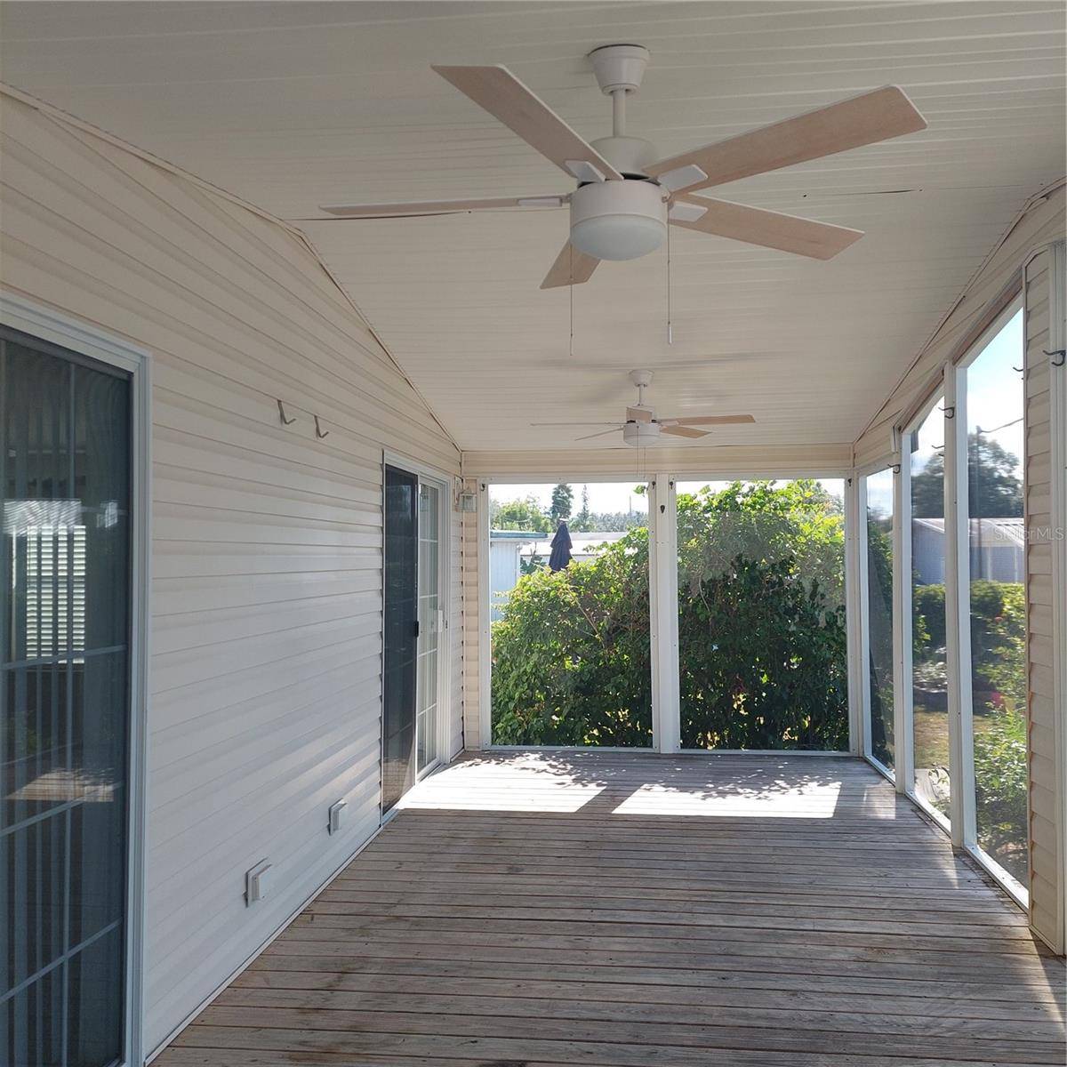 1760 DOROTHY BLVD, Lutz, FL 33558