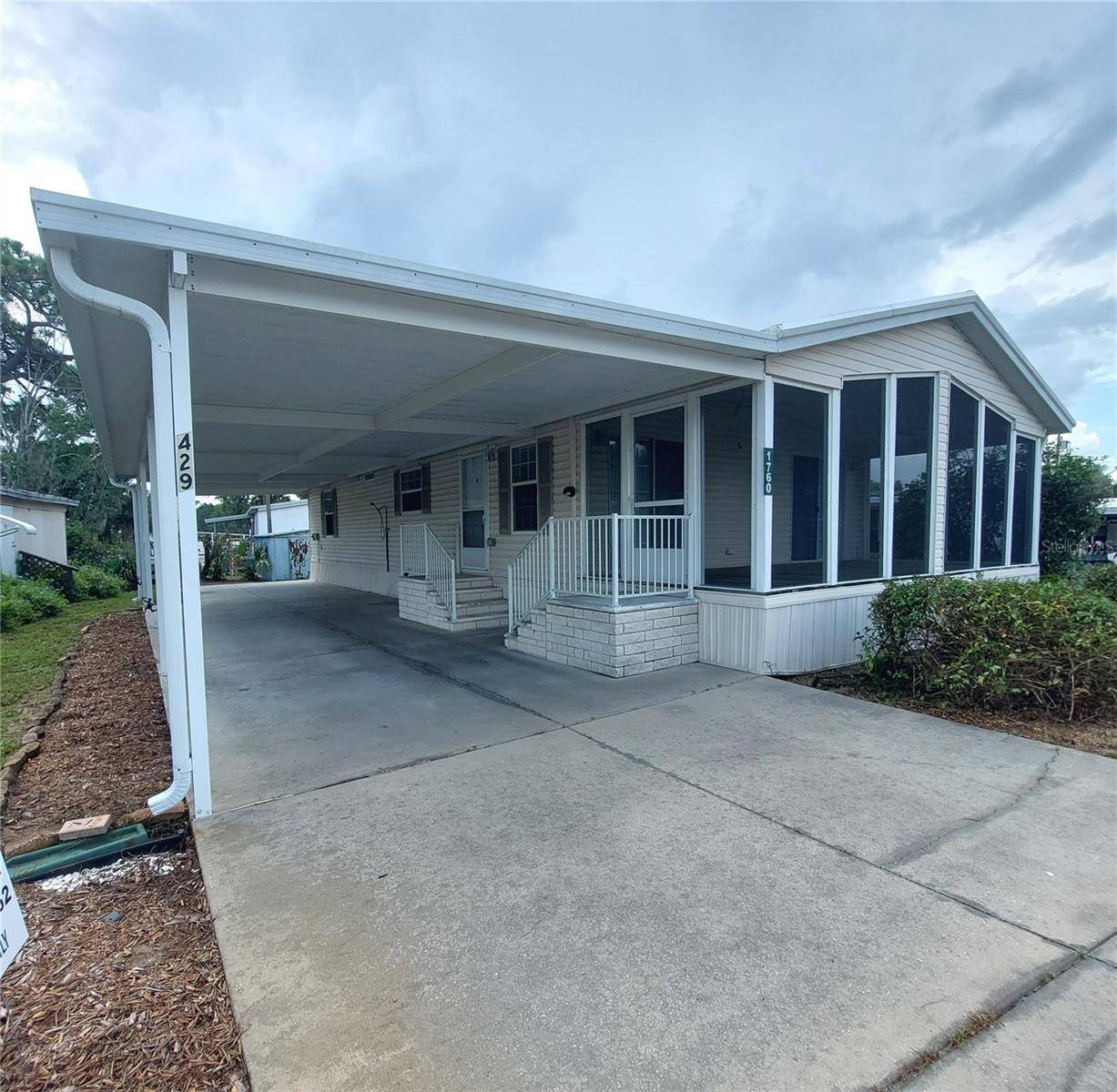 1760 DOROTHY BLVD, Lutz, FL 33558