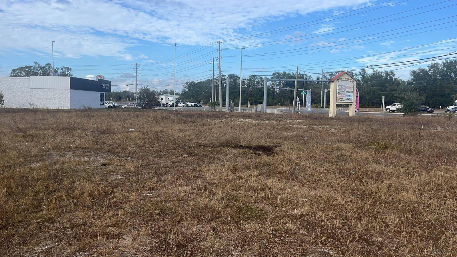 2401 GRIFFIN RD #E, Bartow, FL 33830