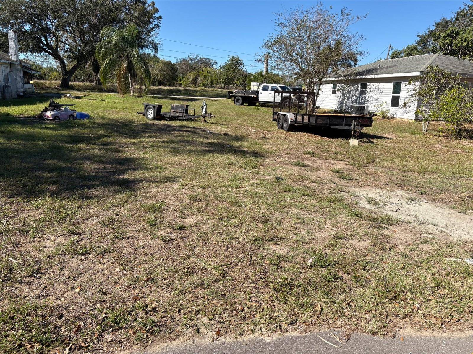 811 NORTH AVE, Frostproof, FL 33843