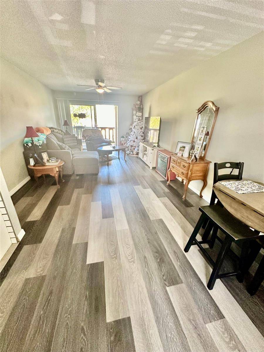 5207 TURQUOISE LN #202, New Port Richey, FL 34652
