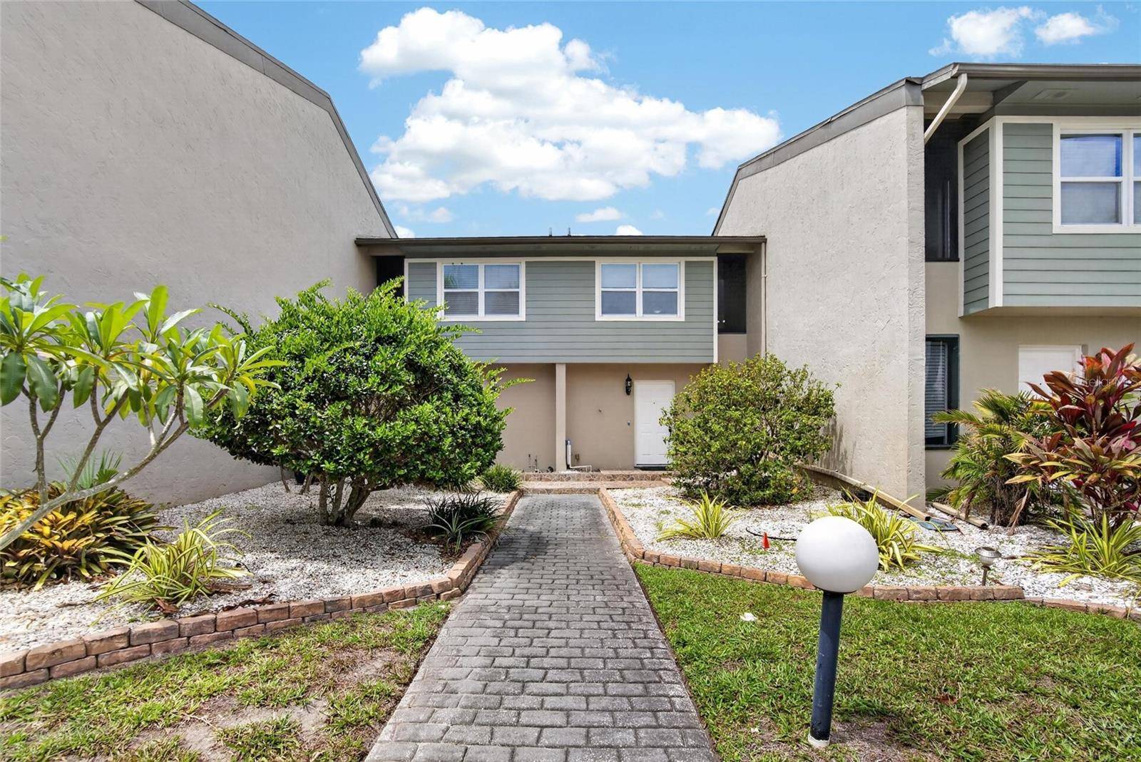 1028 APOLLO BEACH BLVD #11, Apollo Beach, FL 33572