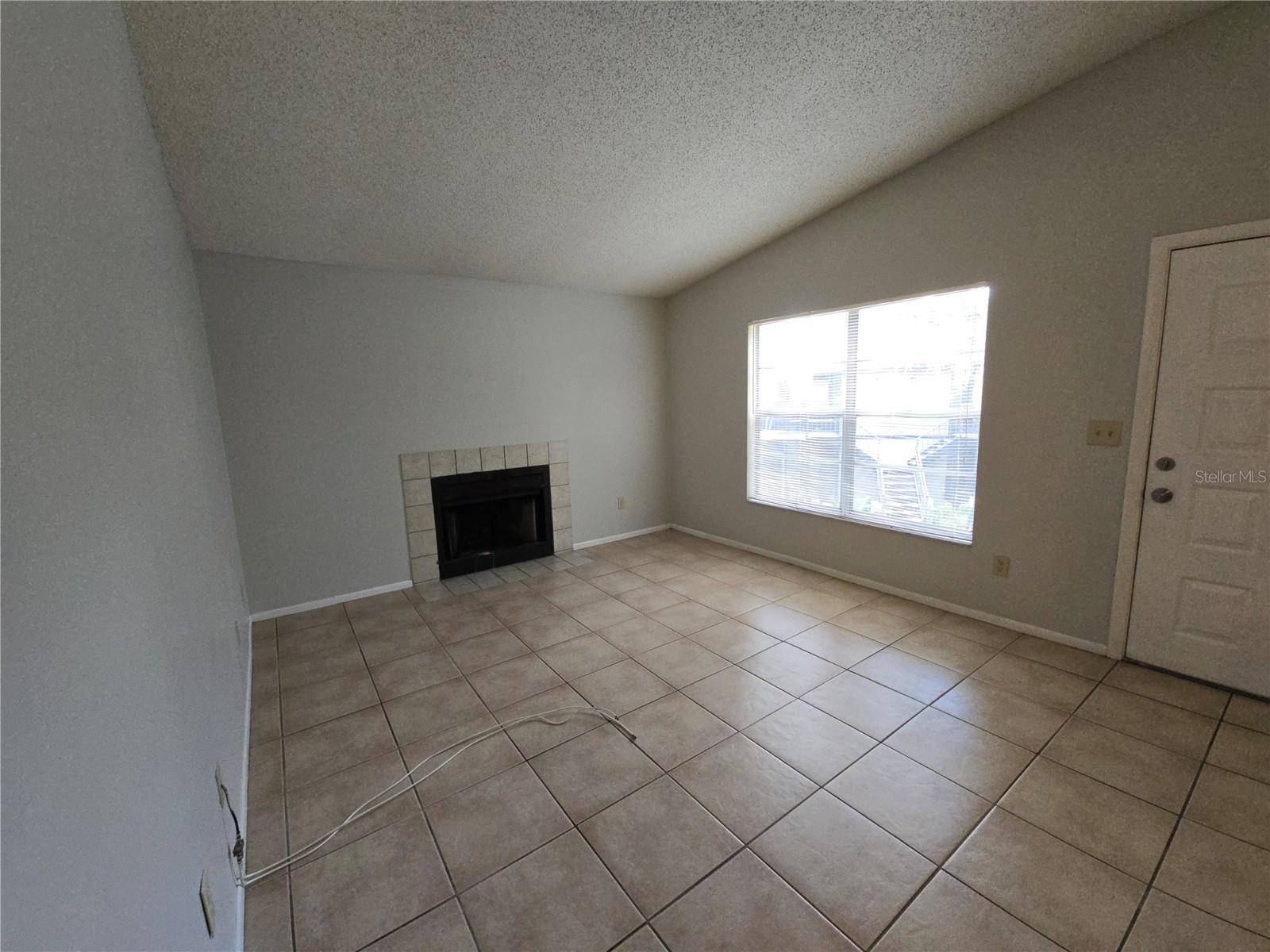 4031 TUMBLE WOOD TRL #203, Tampa, FL 33613