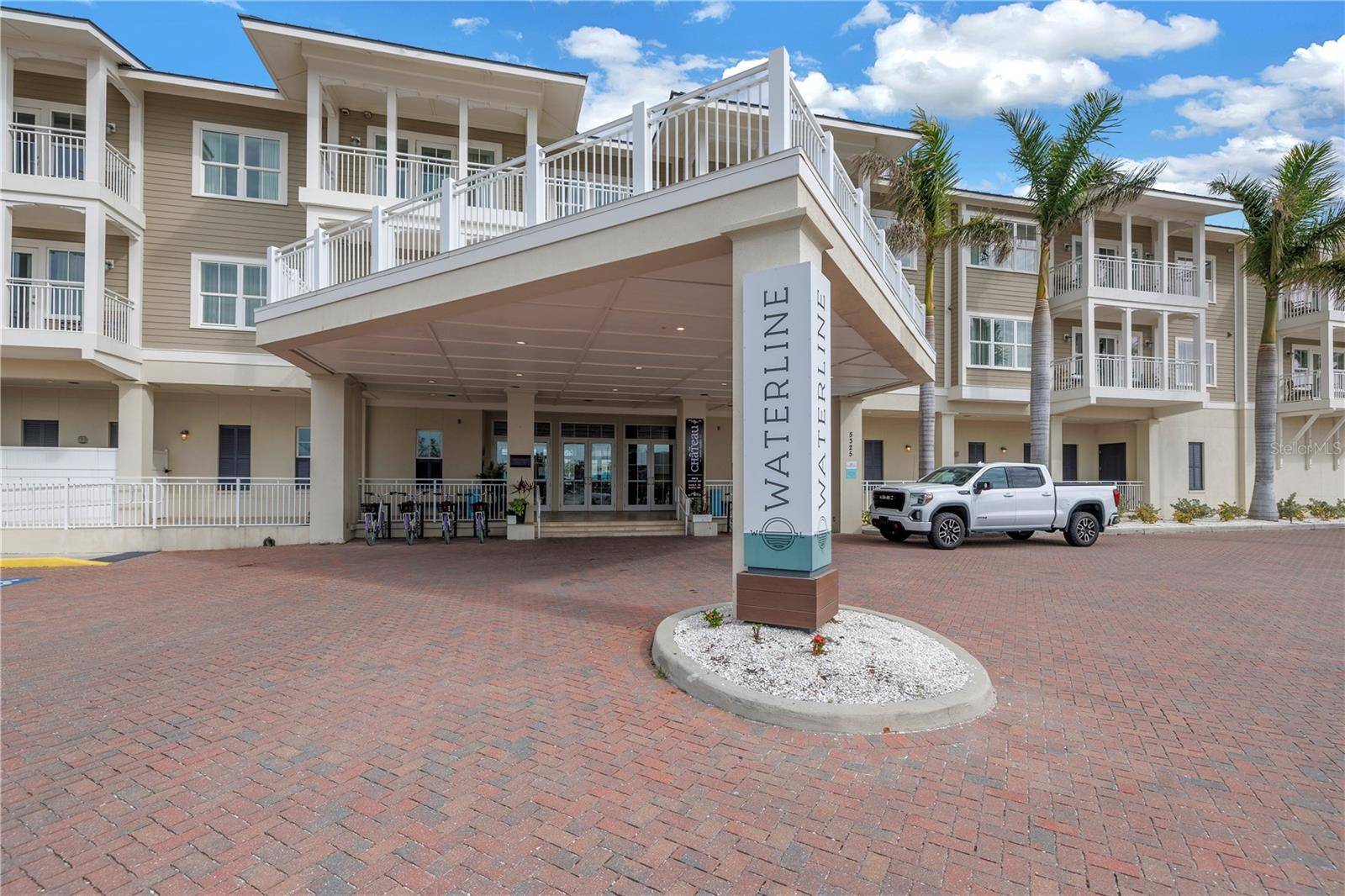 5325 MARINA DR #128, Bradenton Beach, FL 34217