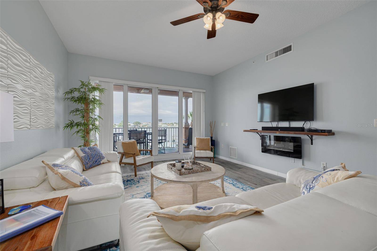 530 S GULFVIEW BLVD #205, Clearwater, FL 33767