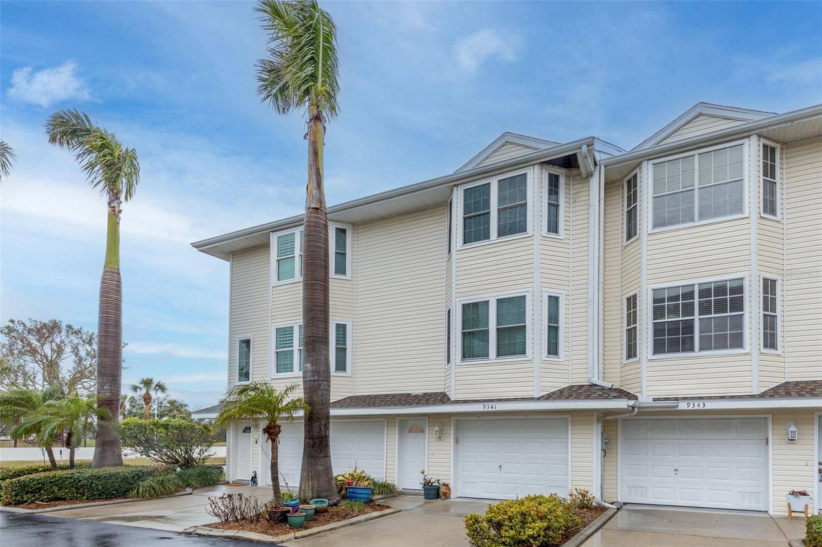 9341 BLIND PASS RD, St Pete Beach, FL 33706