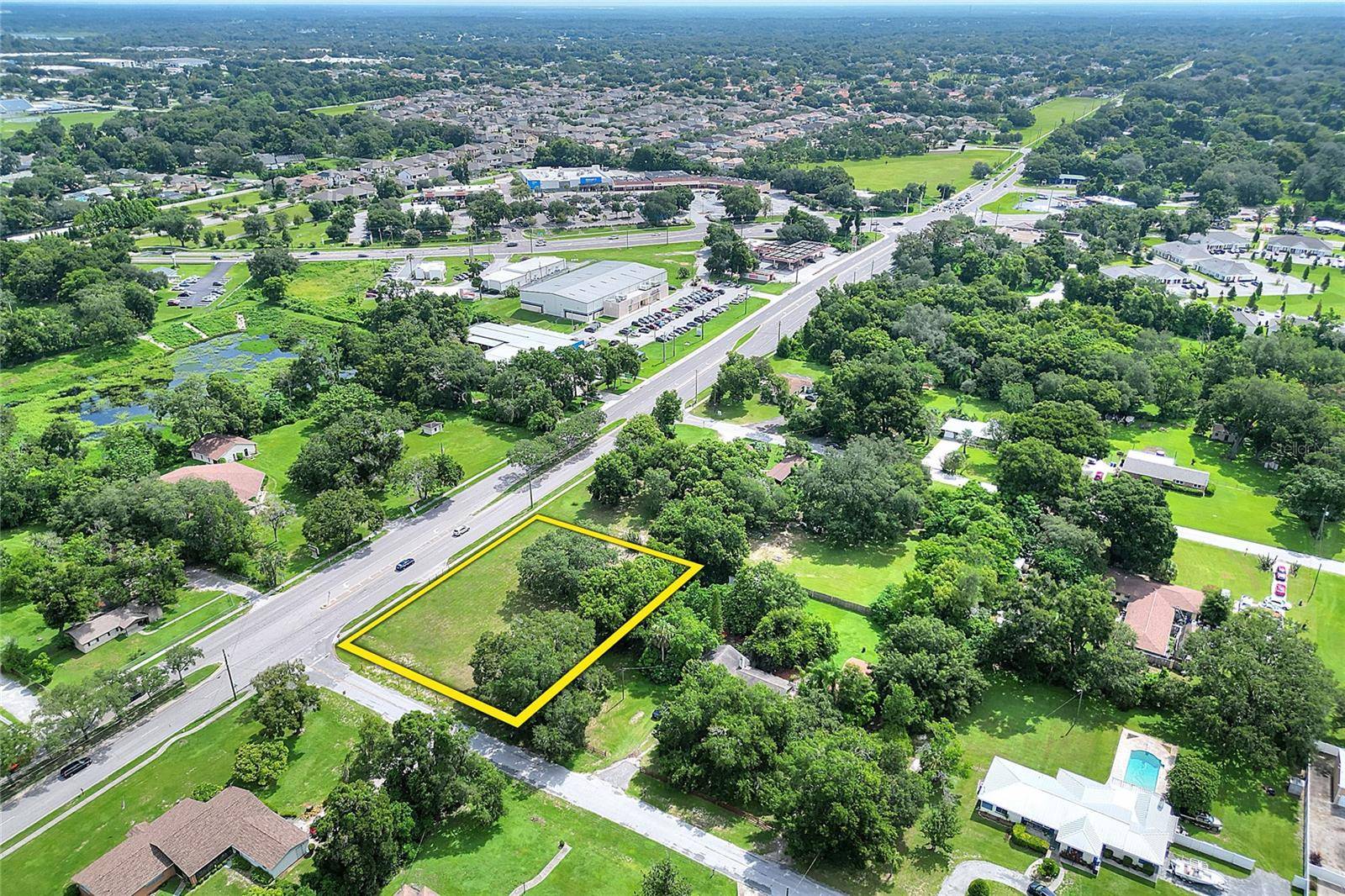 703 E LUMSDEN RD, Brandon, FL 33511