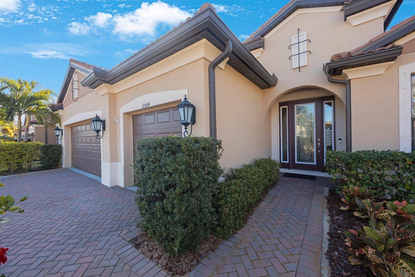 2564 GRAND CYPRESS BLVD, Palm Harbor, FL 34684
