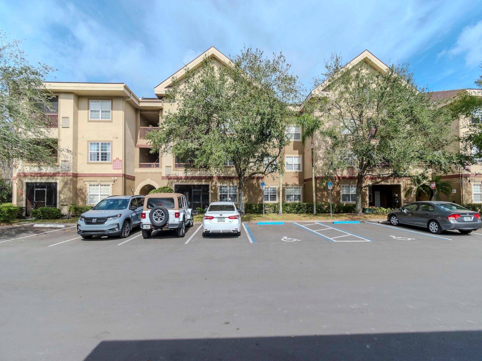 1429 VILLA CAPRI CIR #306, Odessa, FL 33556