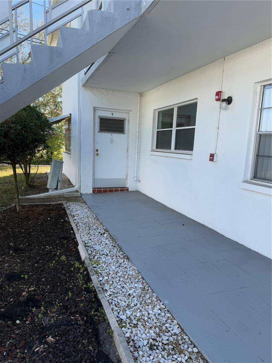 5895 18TH ST N #9, St Petersburg, FL 33714