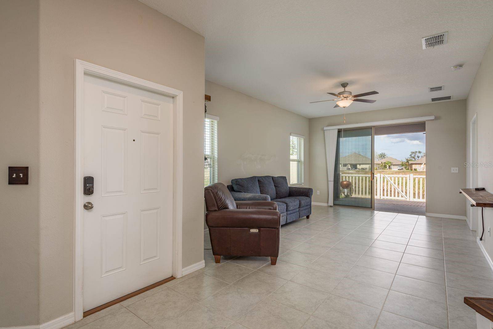 13387 CREST LAKE DR, Hudson, FL 34669
