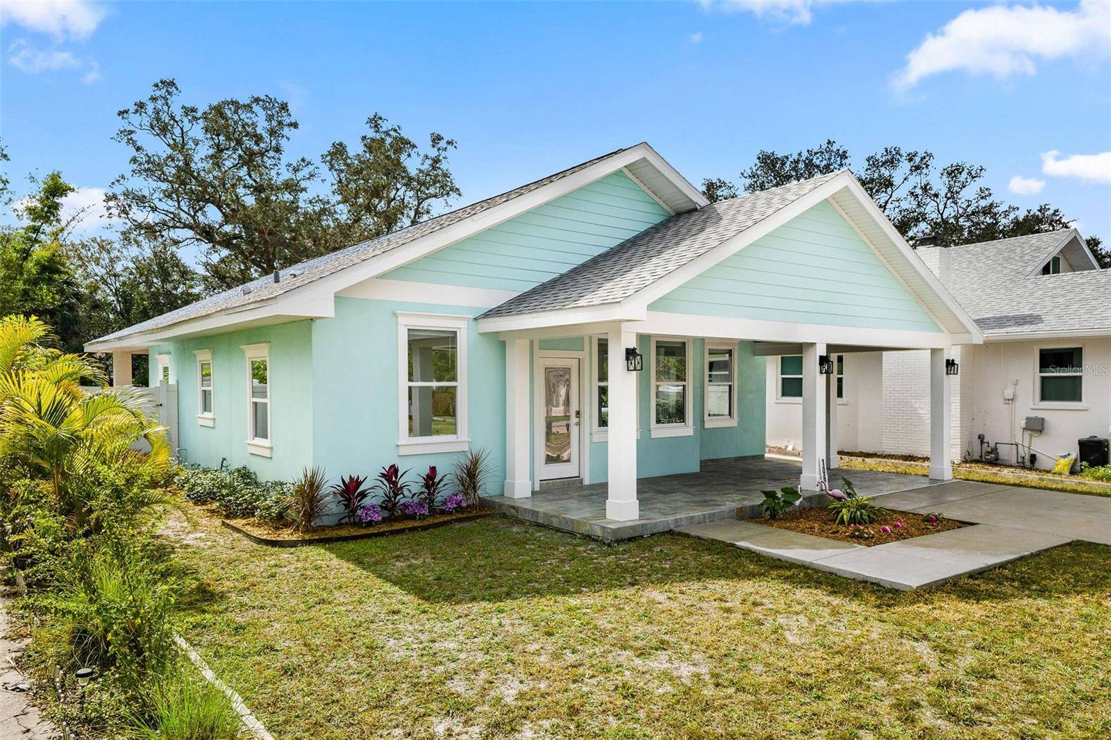 1061 SEDEEVA ST, Clearwater, FL 33755