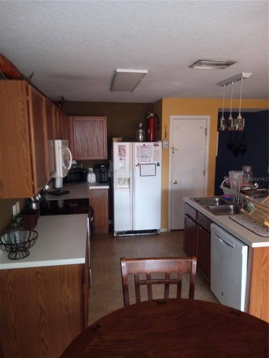 10933 SUBTLE TRAIL DR, Riverview, FL 33569