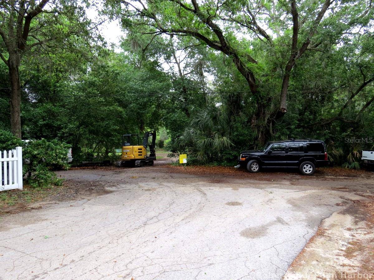 ROBERTS RD, Palm Harbor, FL 34683