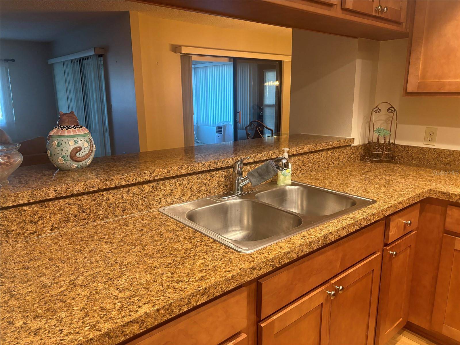 2765 COUNTRYSIDE BLVD #106, Clearwater, FL 33761