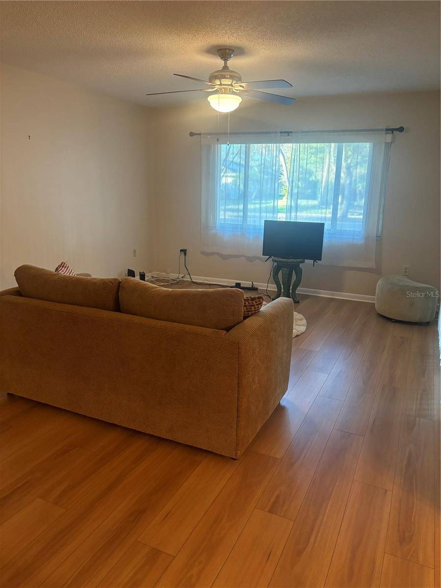 2765 COUNTRYSIDE BLVD #106, Clearwater, FL 33761