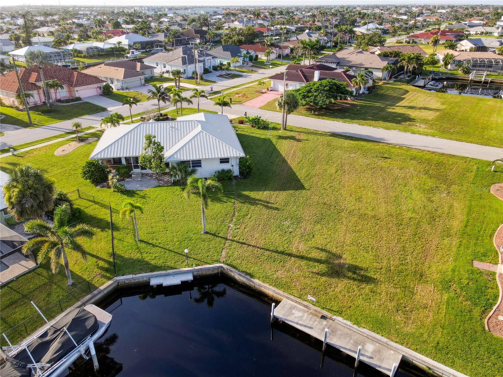 2500 RIO LISBO CT, Punta Gorda, FL 33950