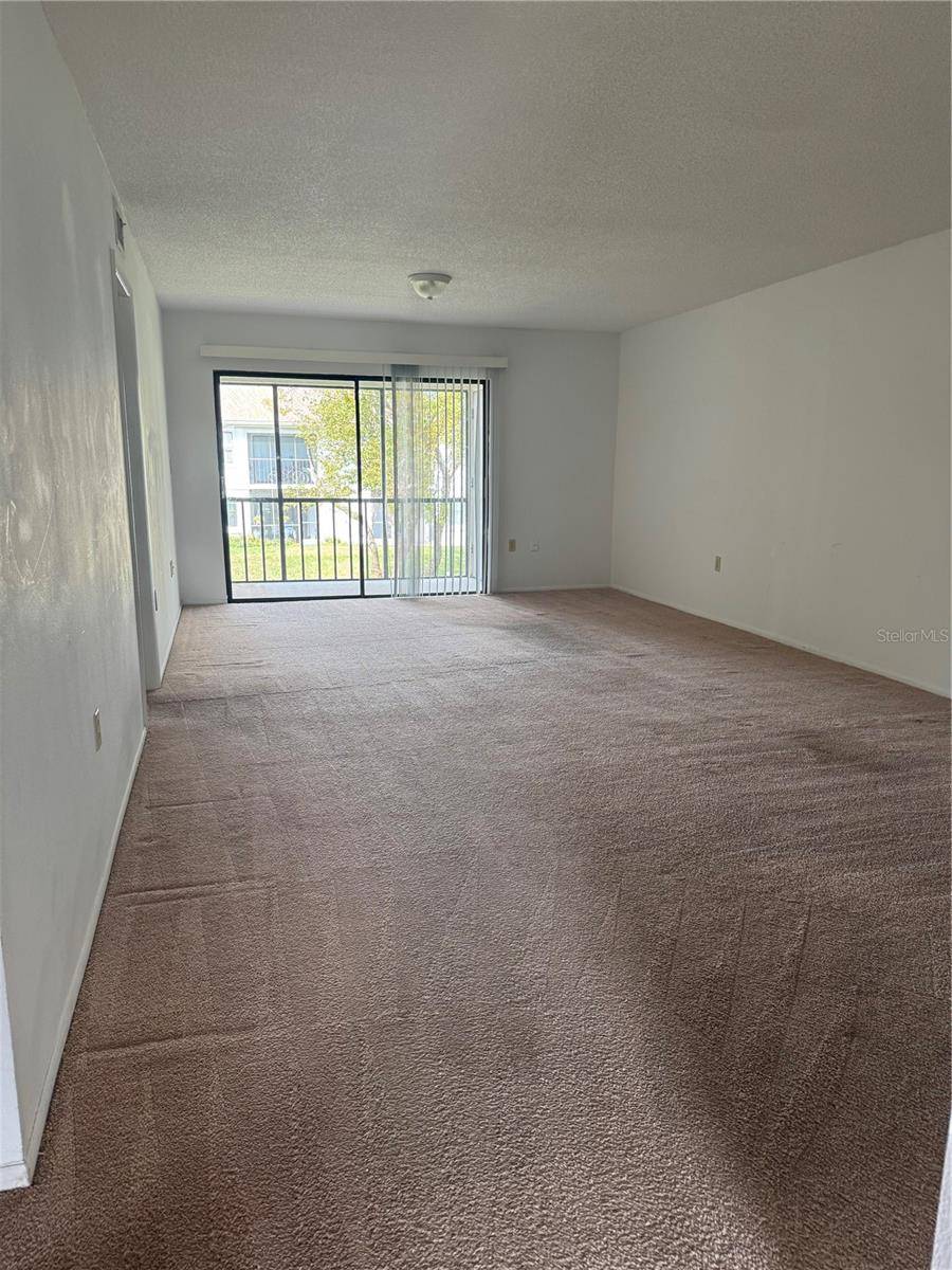 106 LAKESIDE CT, Oldsmar, FL 34677
