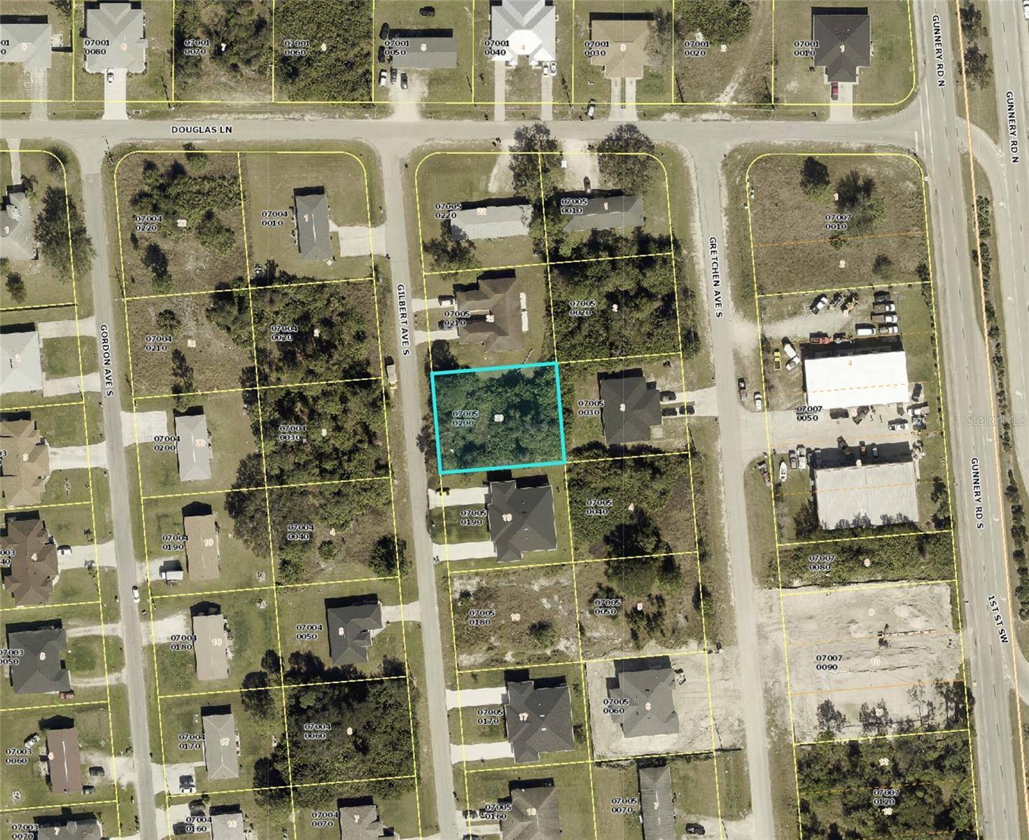 109/111 GILBERT AVE S, Lehigh Acres, FL 33973