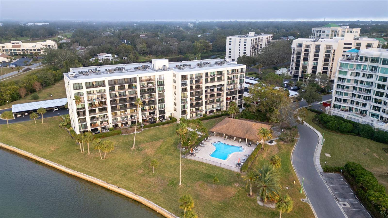 100 OAKMONT LN #605, Belleair, FL 33756