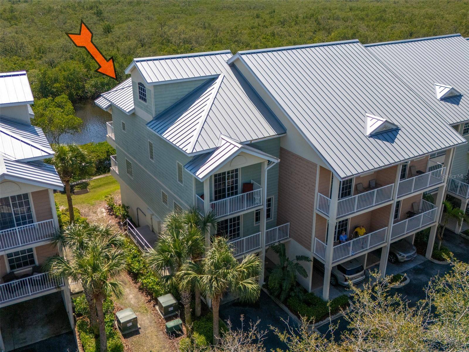3230 MANGROVE POINT DR, Ruskin, FL 33570
